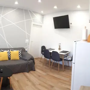  Appartement Lili In Pet Friendly, Free Parking